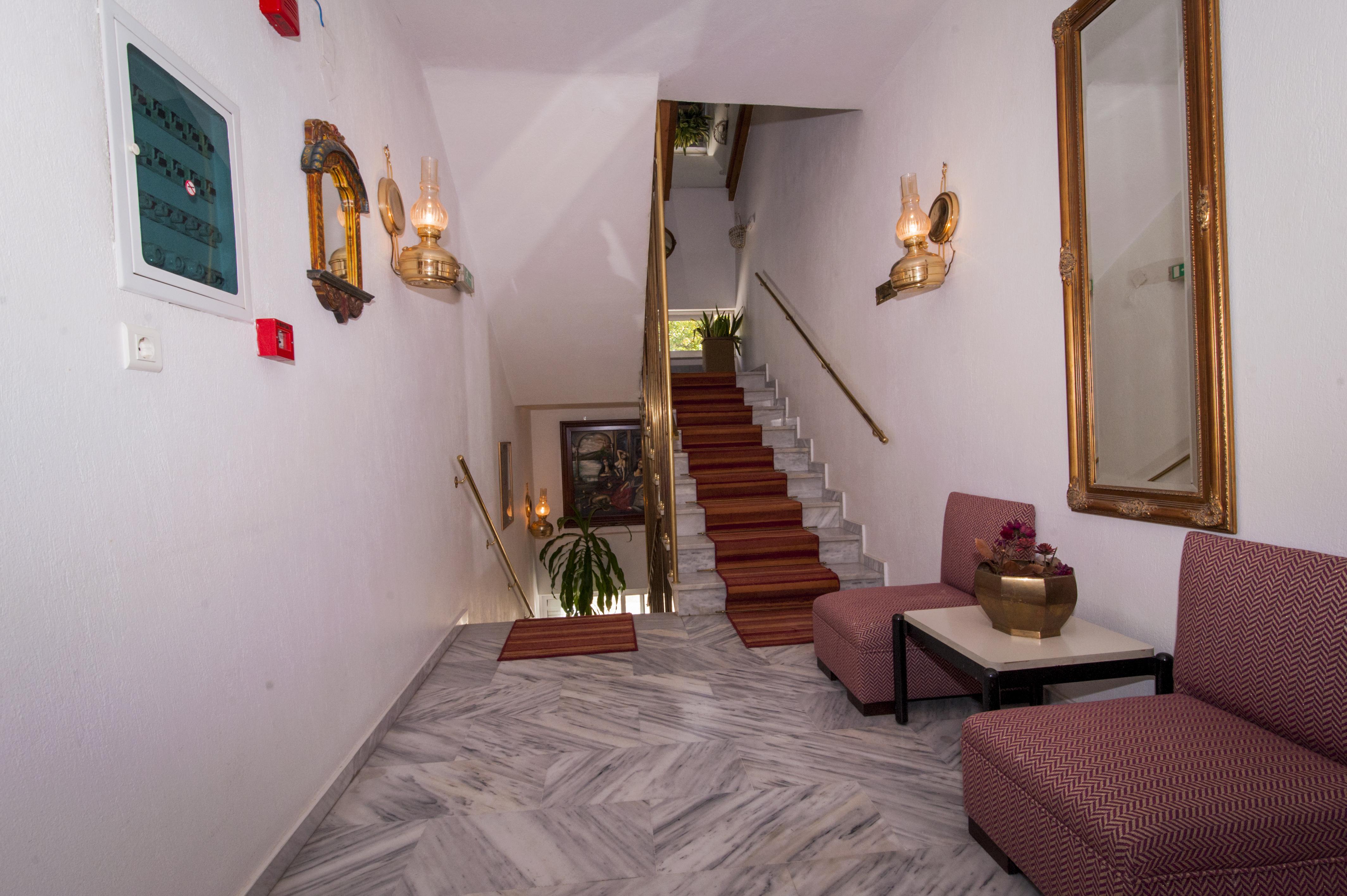 Krikonis Hotel Ioannina Exterior photo
