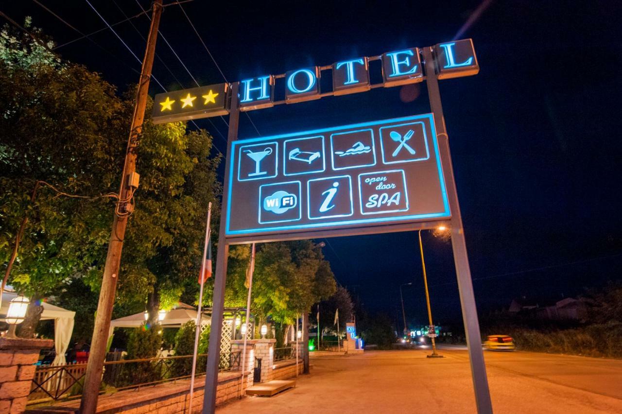 Krikonis Hotel Ioannina Exterior photo